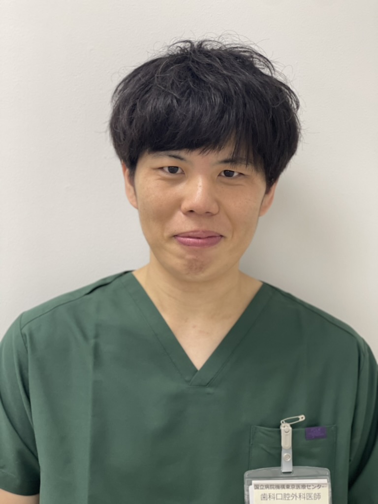 星野 照秀