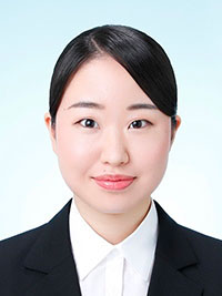 高田 英里